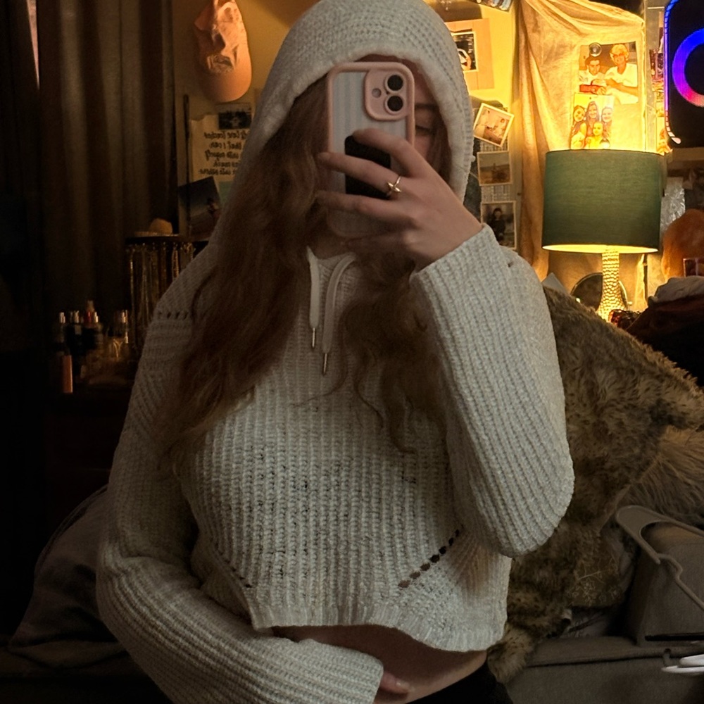 Derek Heart White Hooded Sweater